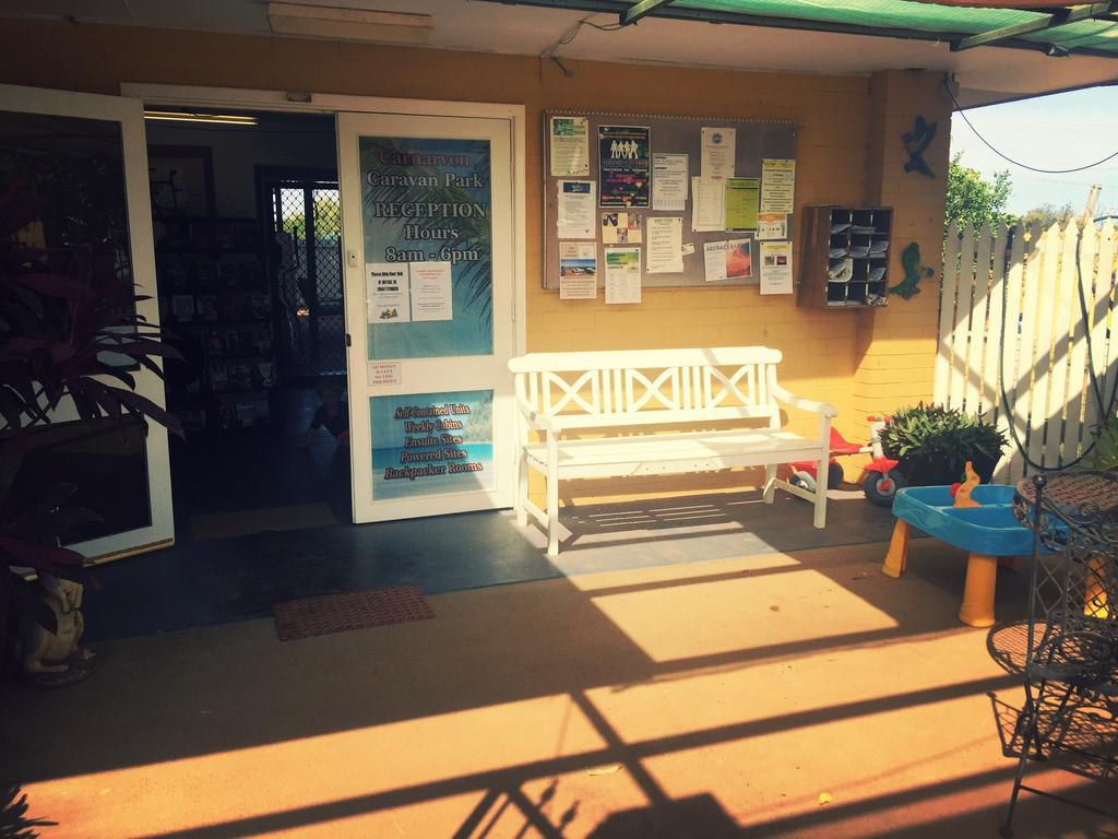Carnarvon Caravan Park מראה חיצוני תמונה