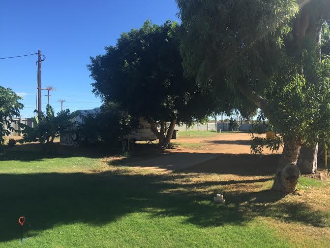 Carnarvon Caravan Park מראה חיצוני תמונה